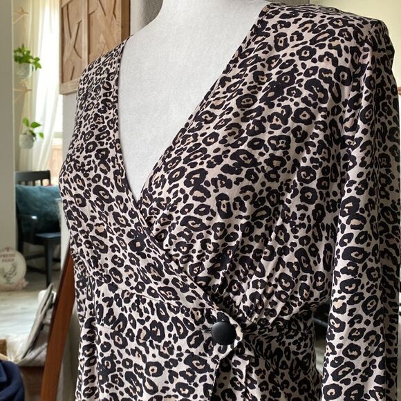 ASOS Leopard True Wrap Long Sleeve Mini Dress 4 V Neck Viscose Reptile - Picture 2 of 14